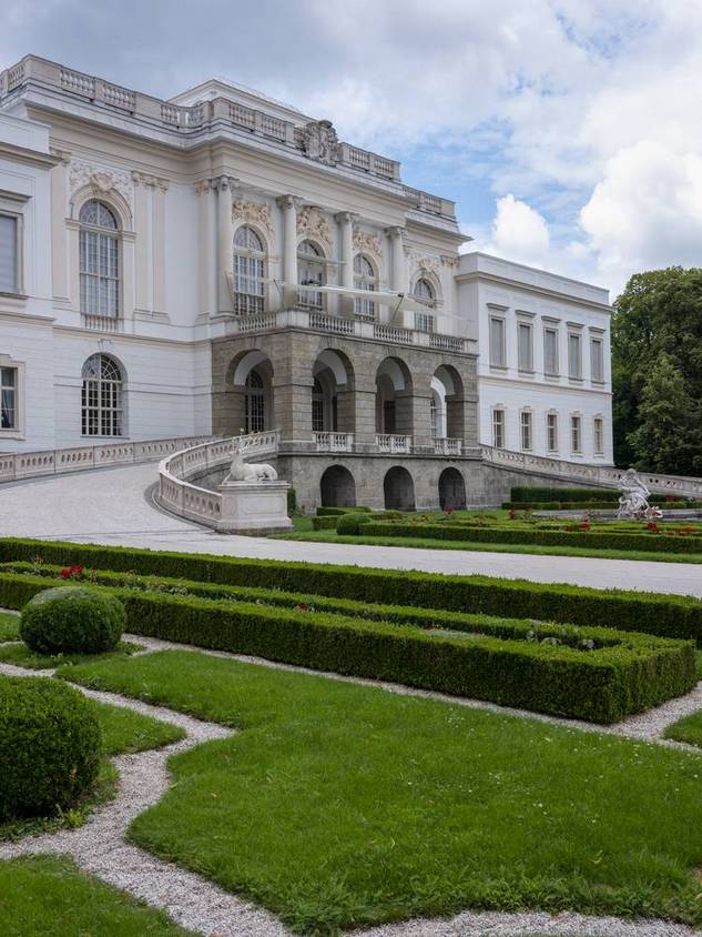 Schloss Kleßheim bei Salzburg, 2021, Farbfotografie, © Werner Feiersinger