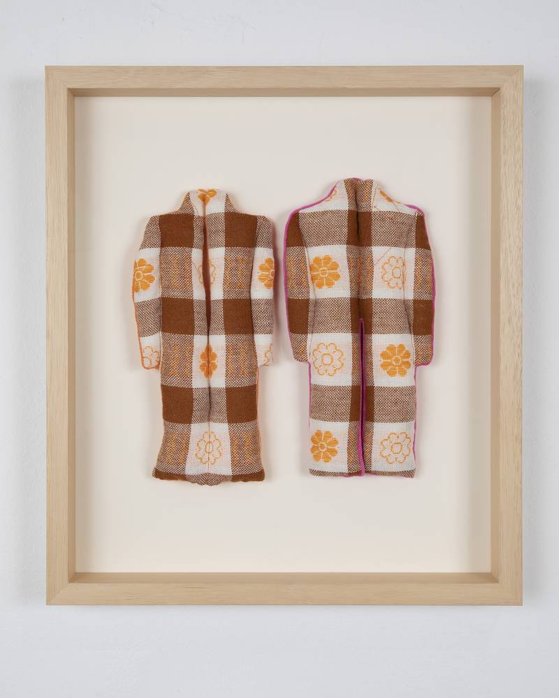 Tammy Langhinrichs, untiteled, 2022, Wolle, Textil, Faserfüllung, 48 x 42 x 5,5 cm, InvNr 1229-2024